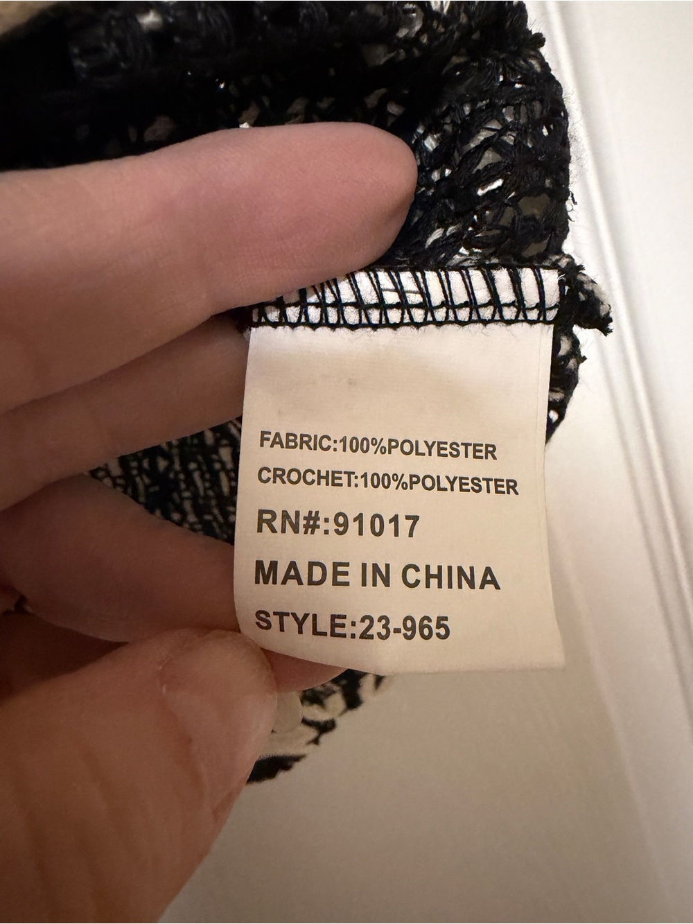 NWT Solitaire Black Crochet Floral Lace Sleeveless Top Medium - Picture 6 of 6